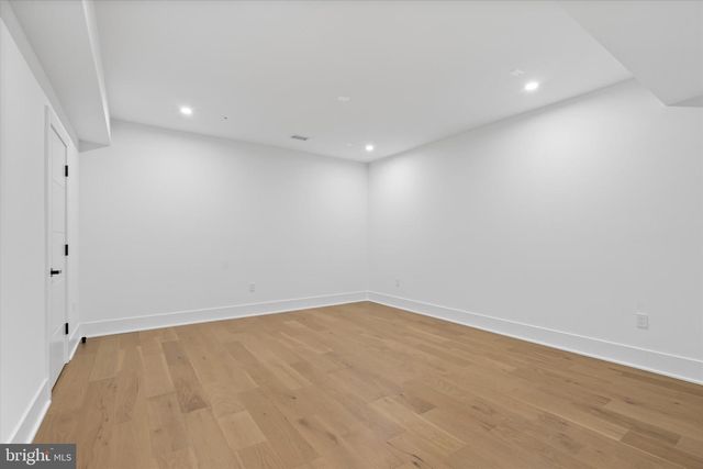 4609 WILLOW RUN DR, Annandale, VA 22003