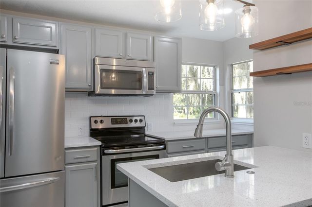 1014 TALTON AVE, Deland, FL 32720