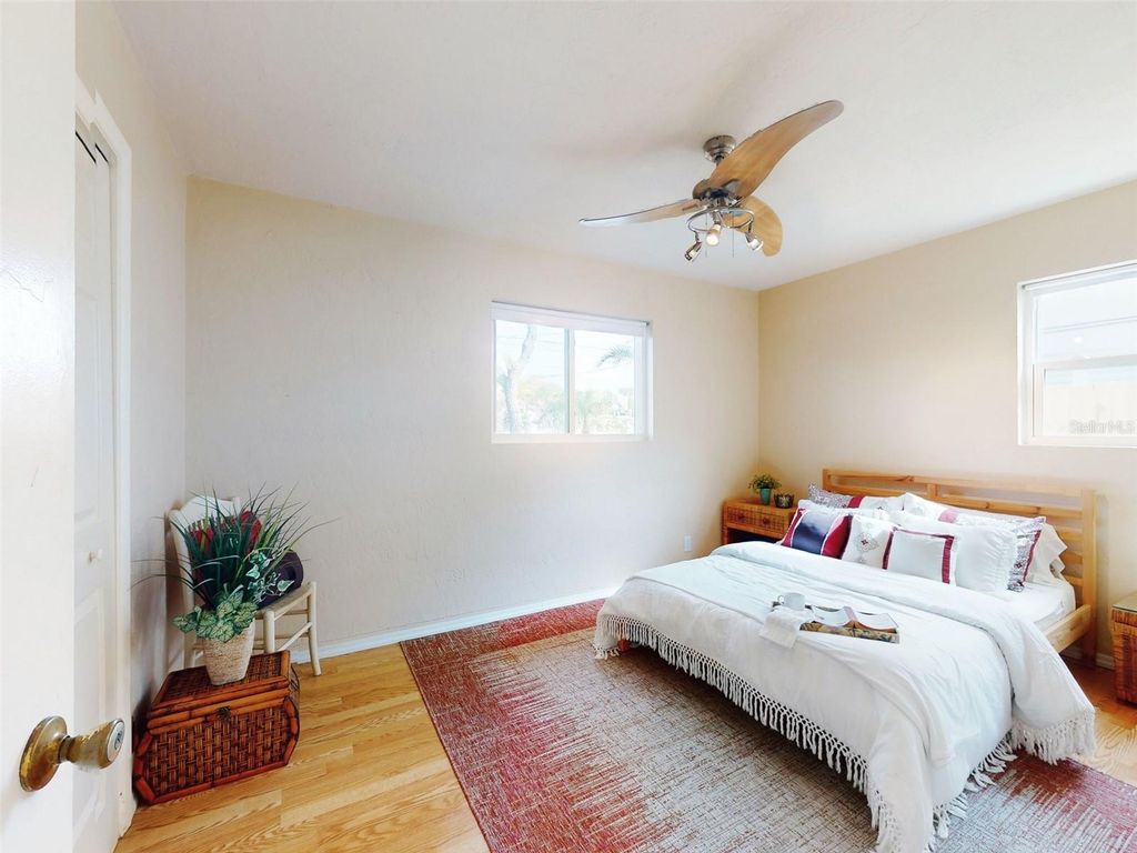 Image 13 of property listing at 823 E 10TH AVENUE, New Smyrna Beach, FL 32169