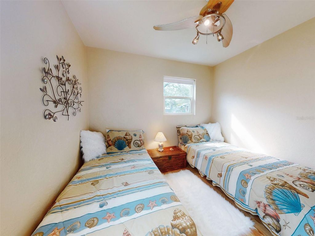 Image 21 of property listing at 823 E 10TH AVENUE, New Smyrna Beach, FL 32169