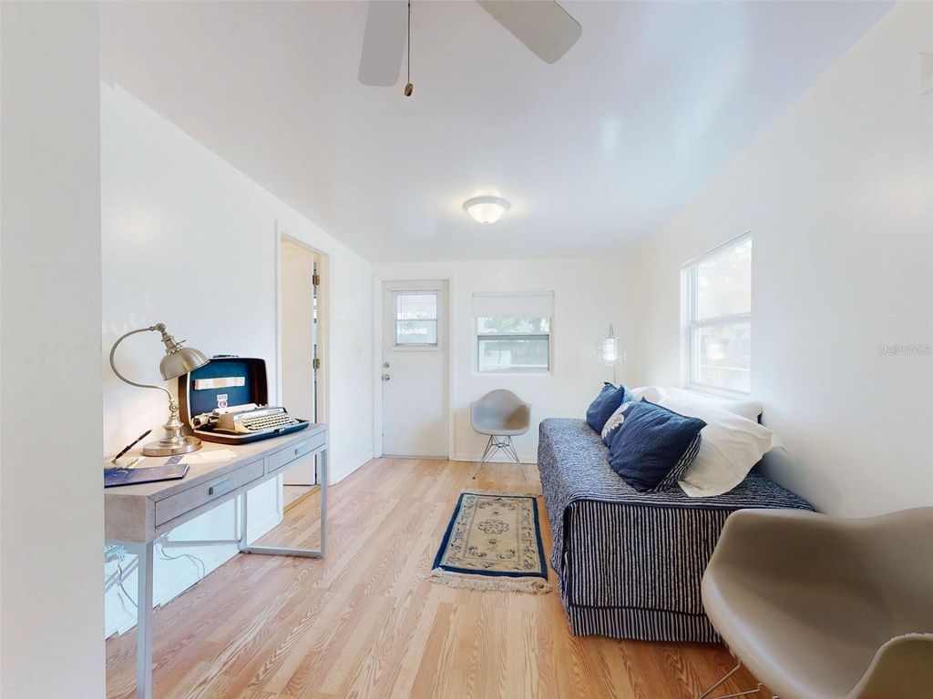 Image 28 of property listing at 823 E 10TH AVENUE, New Smyrna Beach, FL 32169