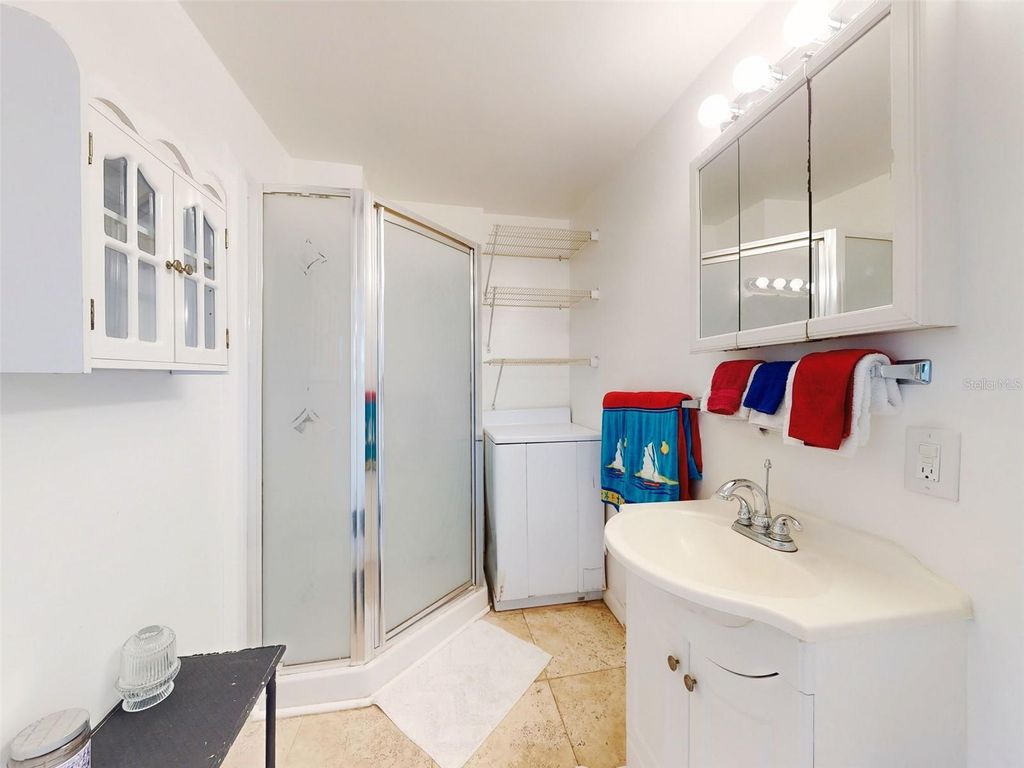 Image 30 of property listing at 823 E 10TH AVENUE, New Smyrna Beach, FL 32169