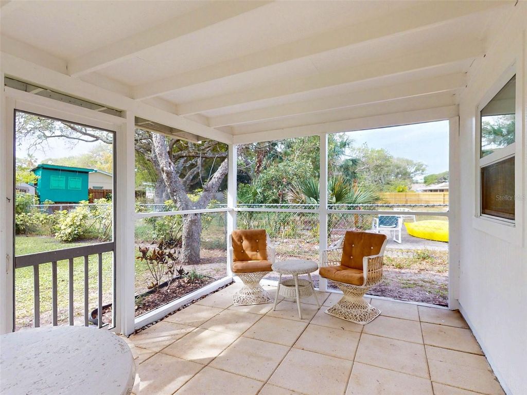 Image 36 of property listing at 823 E 10TH AVENUE, New Smyrna Beach, FL 32169