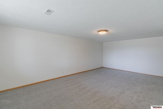 6845 Whitewater Lane, Lincoln, NE 68521