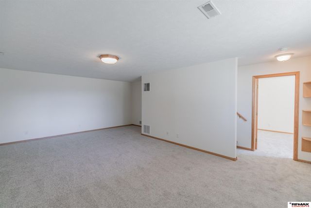 6845 Whitewater Lane, Lincoln, NE 68521