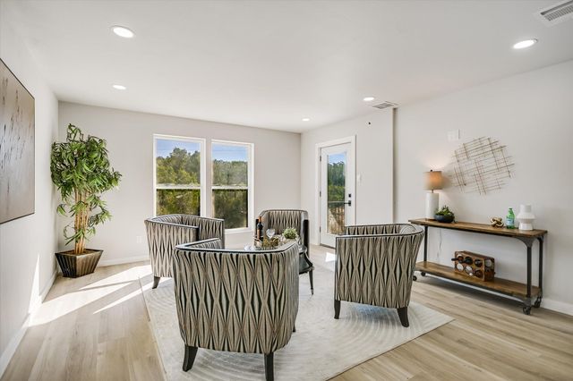 52 WAR BONNET, Wimberley, TX 78676