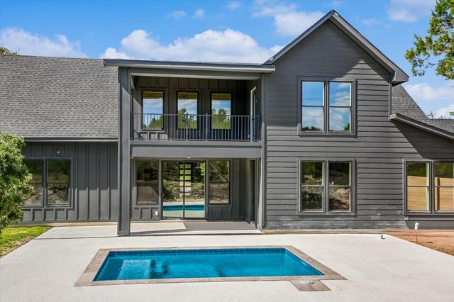 52 WAR BONNET, Wimberley, TX 78676