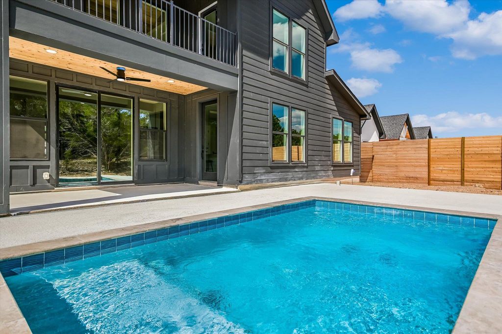 52 WAR BONNET, Wimberley, TX 78676