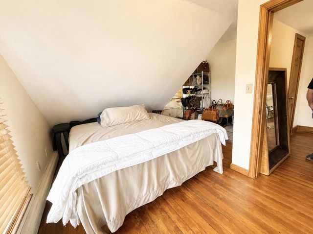 439 Newport Rd, Hull, MA 02045