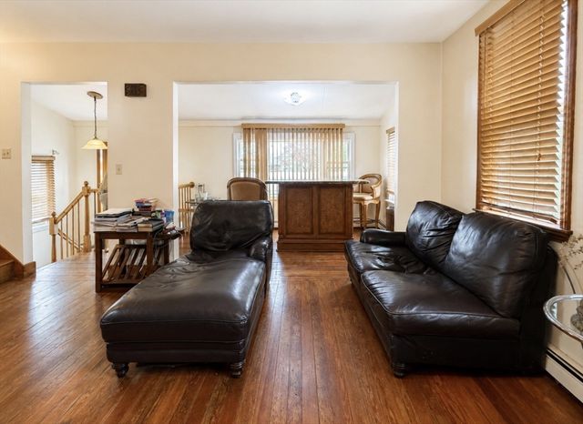 439 Newport Rd, Hull, MA 02045
