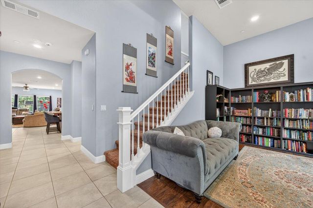 6189 E Farrin Avenue, Fresno, CA 93727