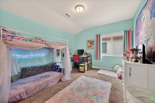 6189 E Farrin Avenue, Fresno, CA 93727