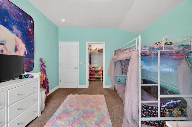 6189 E Farrin Avenue, Fresno, CA 93727