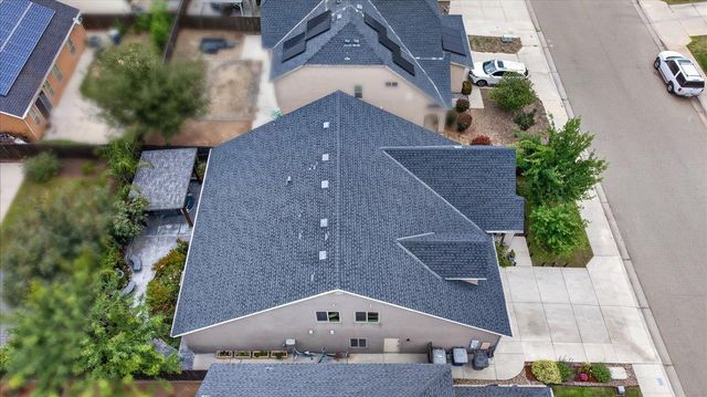 6189 E Farrin Avenue, Fresno, CA 93727