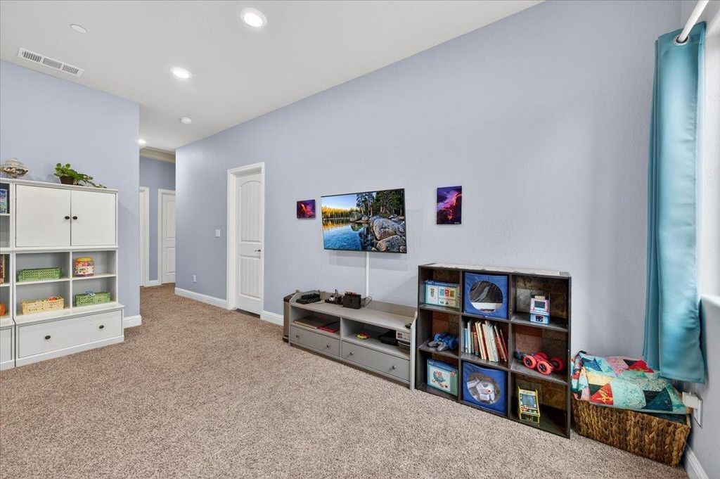 Image 35 of property listing at 6189 E Farrin Avenue, Fresno, CA 93727