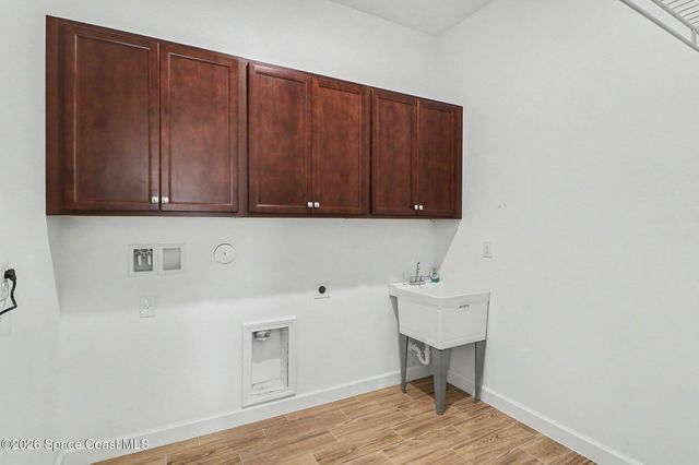 2273 Great Belt Circle, Melbourne, FL 32940