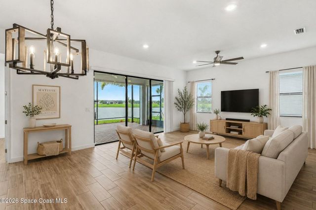 2273 Great Belt Circle, Melbourne, FL 32940