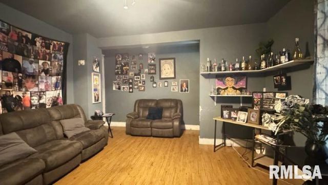 715 SPRING Street, Quincy, IL 62301