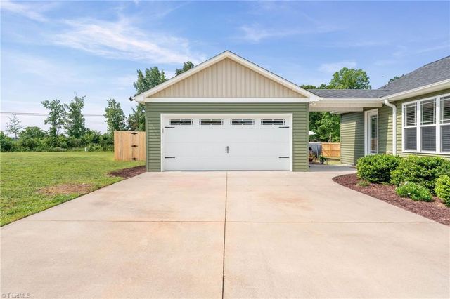 139 Headen Hills Drive, Lexington, NC 27292