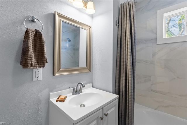 825 W 37th ST, Norfolk, VA 23508