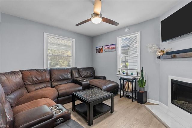 825 W 37th ST, Norfolk, VA 23508