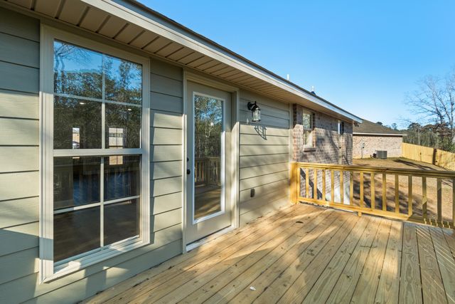 50 S Fairfax Dr., Hattiesburg, MS 39402