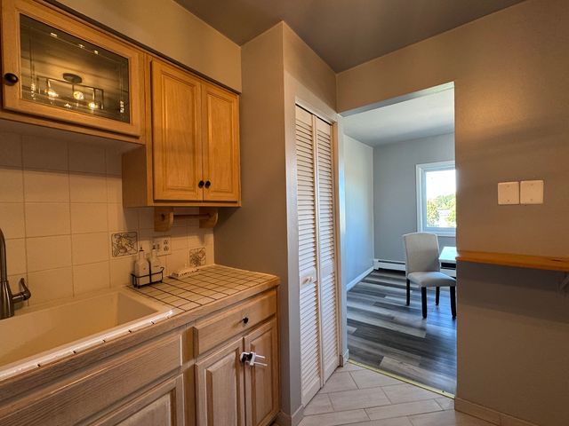 6630 S Brainard Avenue 407, Countryside, IL 60525
