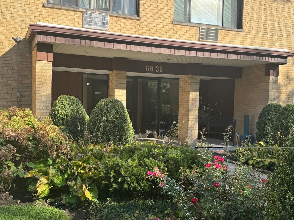 6630 S Brainard Avenue 407, Countryside, IL 60525
