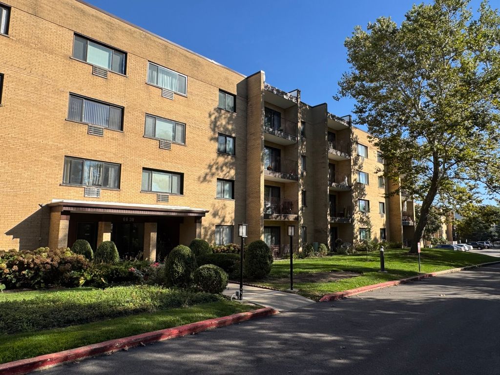 6630 S Brainard Avenue 407, Countryside, IL 60525 — photo 2