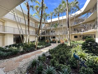 8015 SW 107th Avenue 222, Miami, FL 33173