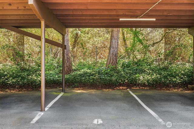 4501 Grandview Drive W #T-105, University Place, WA 98466