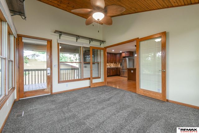 821 W Harvest Drive, Lincoln, NE 68521