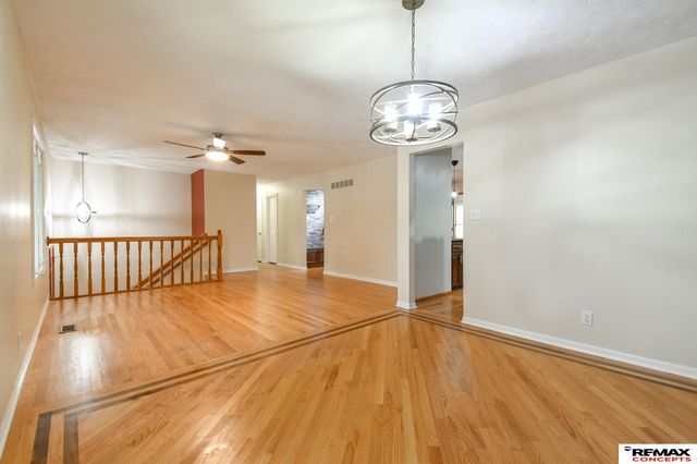 821 W Harvest Drive, Lincoln, NE 68521