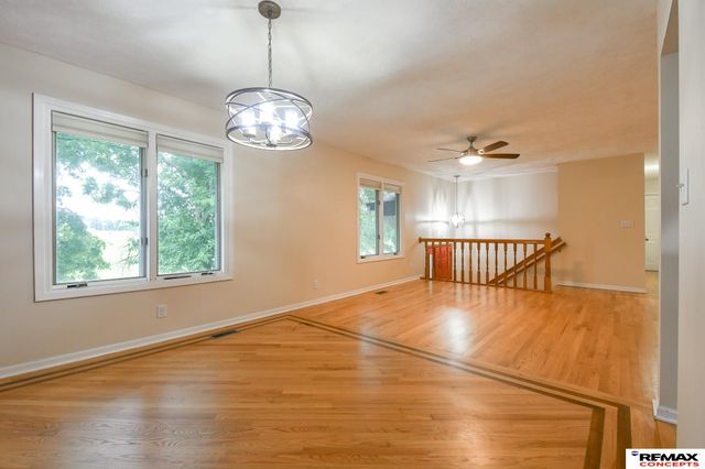 821 W Harvest Drive, Lincoln, NE 68521