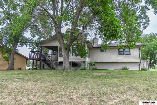 821 W Harvest Drive, Lincoln, NE 68521