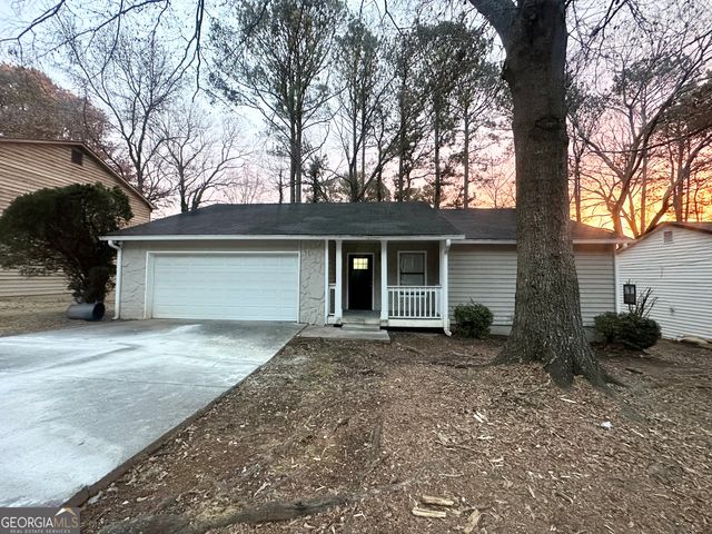 5468 Pepperwood Court, Stone Mountain, GA 30087