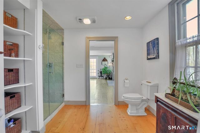 30 Knowles Road, East Hampton, CT 06424