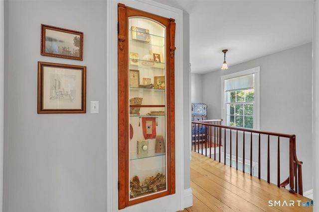 30 Knowles Road, East Hampton, CT 06424