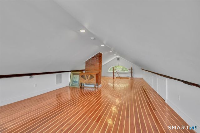 30 Knowles Road, East Hampton, CT 06424