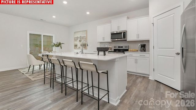 11515 Cardinal Creek Avenue, Charlotte, NC 28215