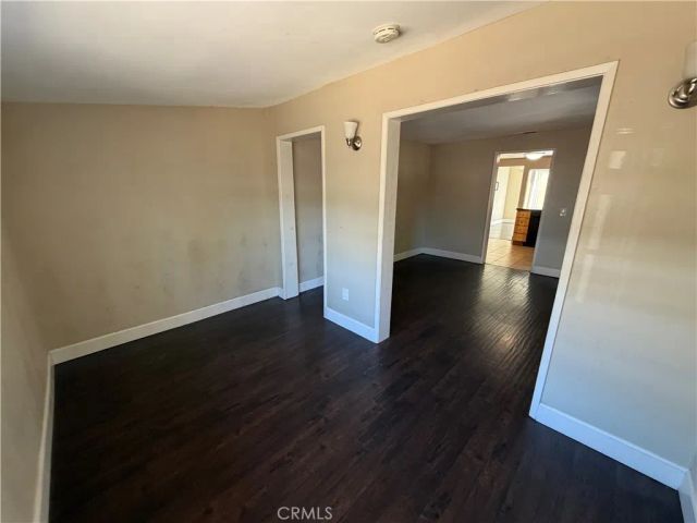 21514 Cohasset Street, Canoga Park, CA 91303