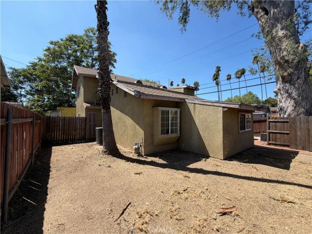 21514 Cohasset Street, Canoga Park, CA 91303