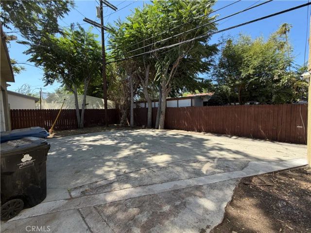 21514 Cohasset Street, Canoga Park, CA 91303