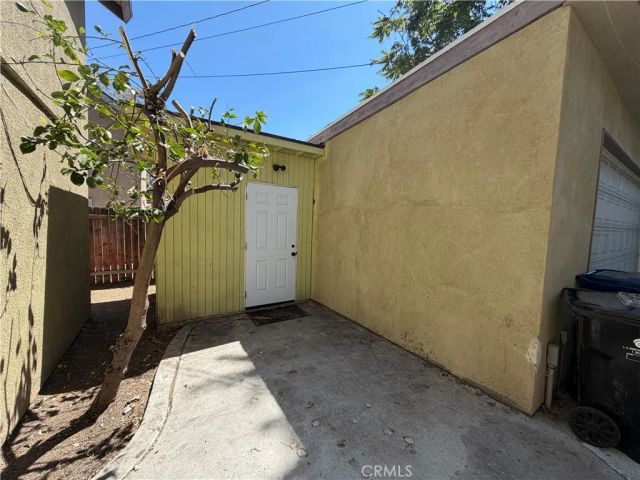 21514 Cohasset Street, Canoga Park, CA 91303