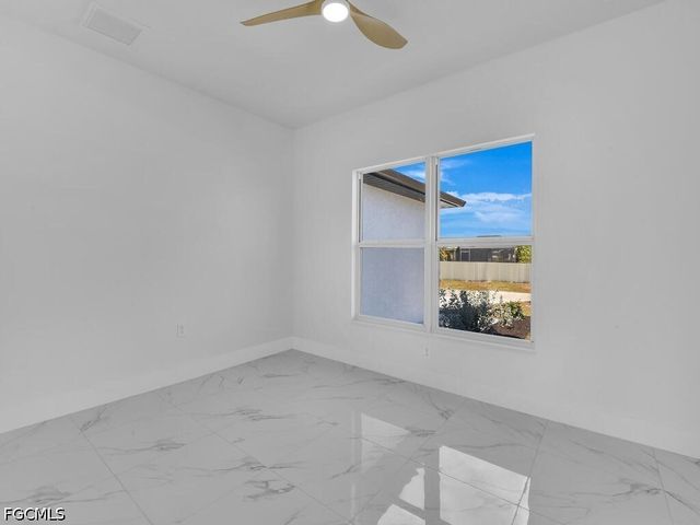 106 NW 20th ST, Cape Coral, FL 33993