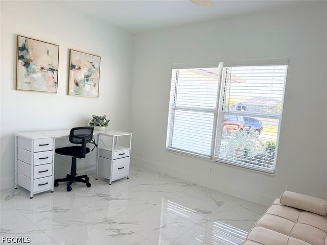 106 NW 20th ST, Cape Coral, FL 33993