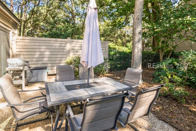 101 Lighthouse Rd Apt 2245, Hilton Head Island, SC 29928