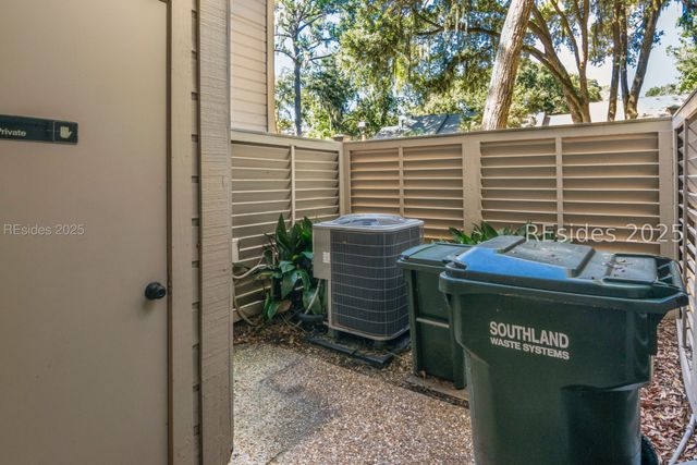 101 Lighthouse Rd Apt 2245, Hilton Head Island, SC 29928