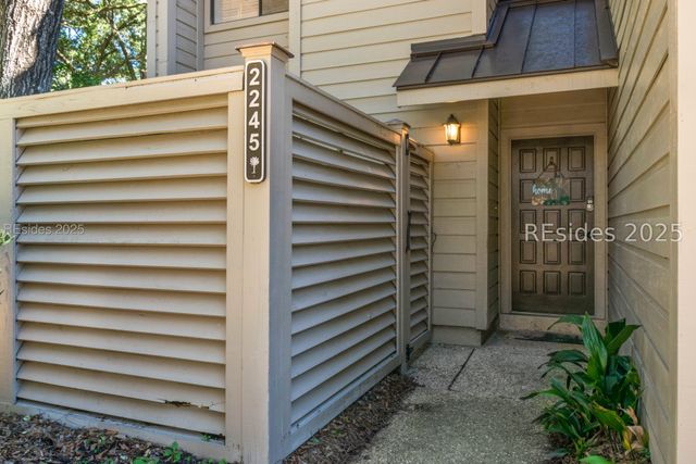 101 Lighthouse Rd Apt 2245, Hilton Head Island, SC 29928