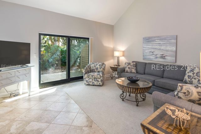 101 Lighthouse Rd Apt 2245, Hilton Head Island, SC 29928